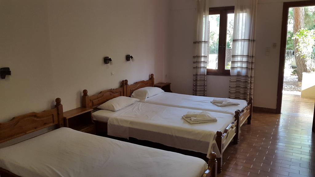 Stelios Rooms Palaiochora Dış mekan fotoğraf
