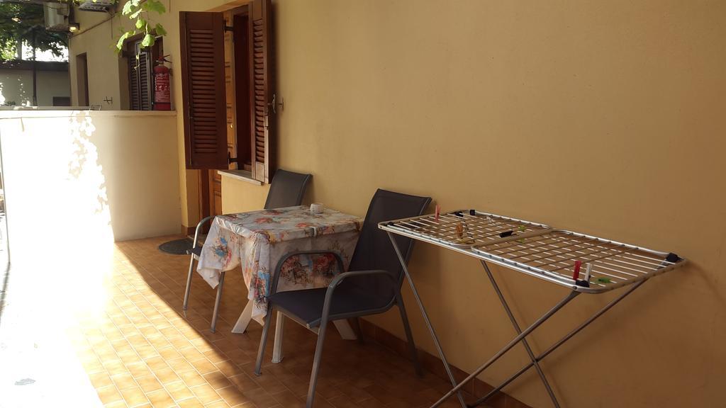 Stelios Rooms Palaiochora Dış mekan fotoğraf